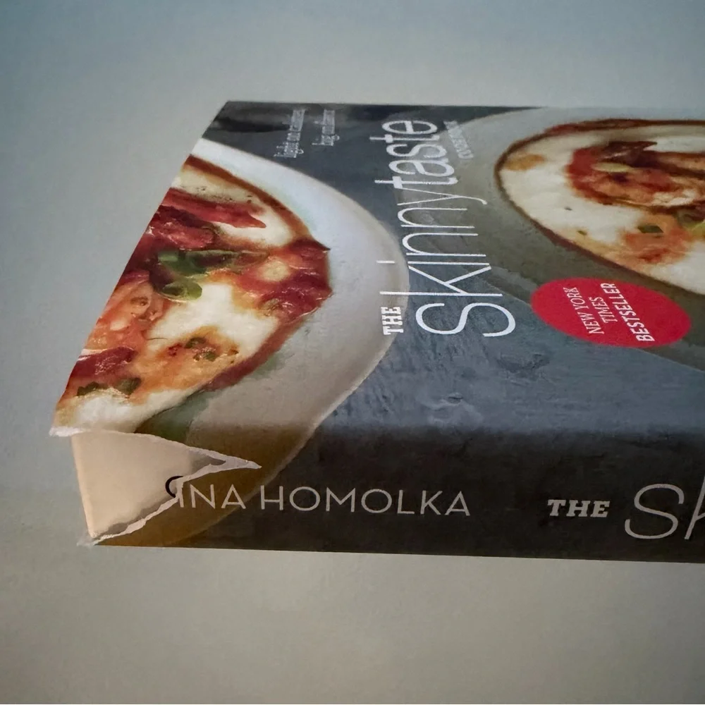 The Skinnytaste Cookbook: Light on Calories, Big on Flavor by Gina Homolka